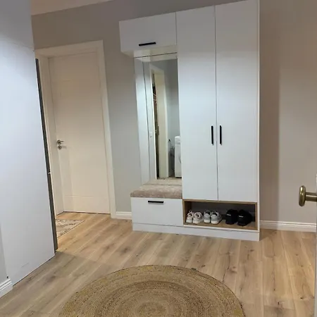 Daire Golem Beach Apartment